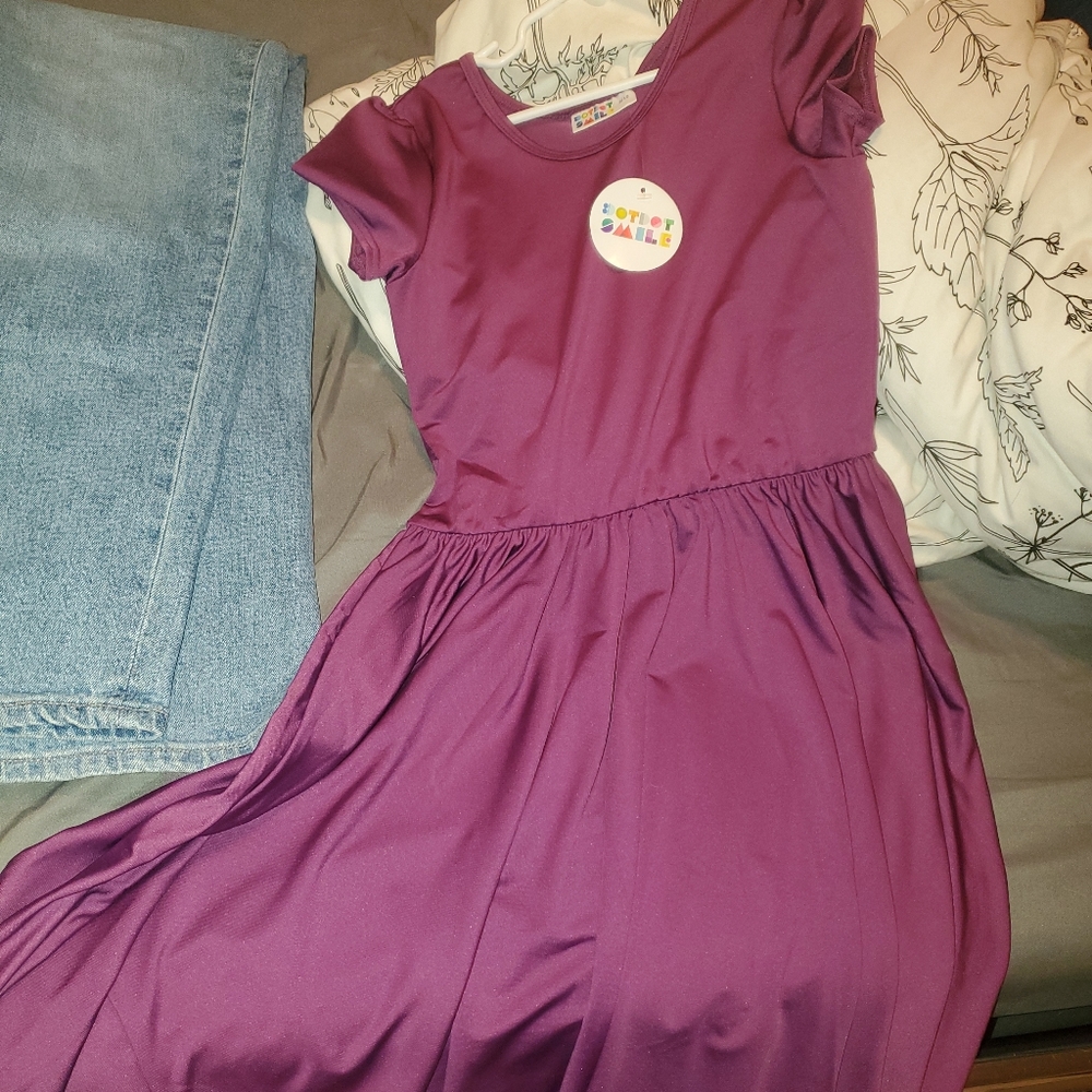 DDS size 8/10 cap sleeve NWT
